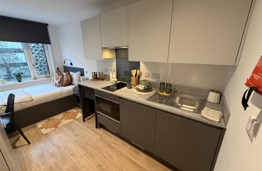 St James Boulevard, Newcastle Upon Tyne, Newcastle - Image 2